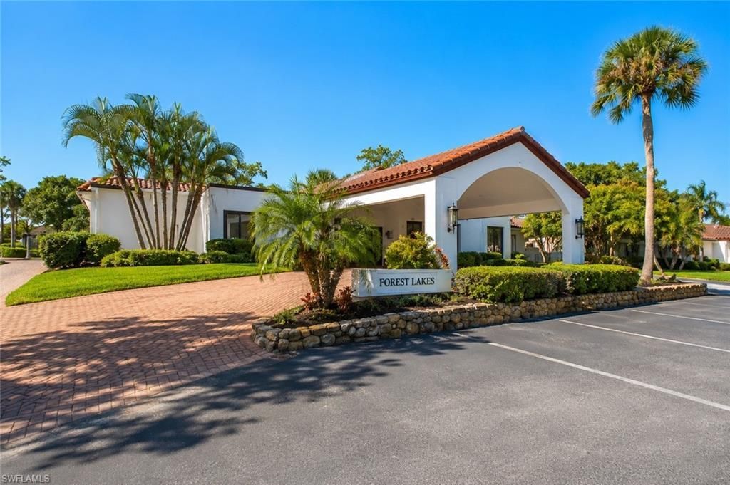 1056 Forest Lakes Dr, Unit A201, Naples, FL 34105 Photo