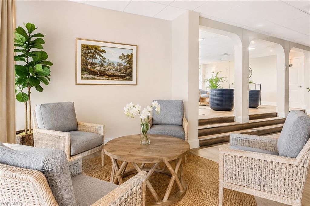 1056 Forest Lakes Dr, Unit A201, Naples, FL 34105 Photo
