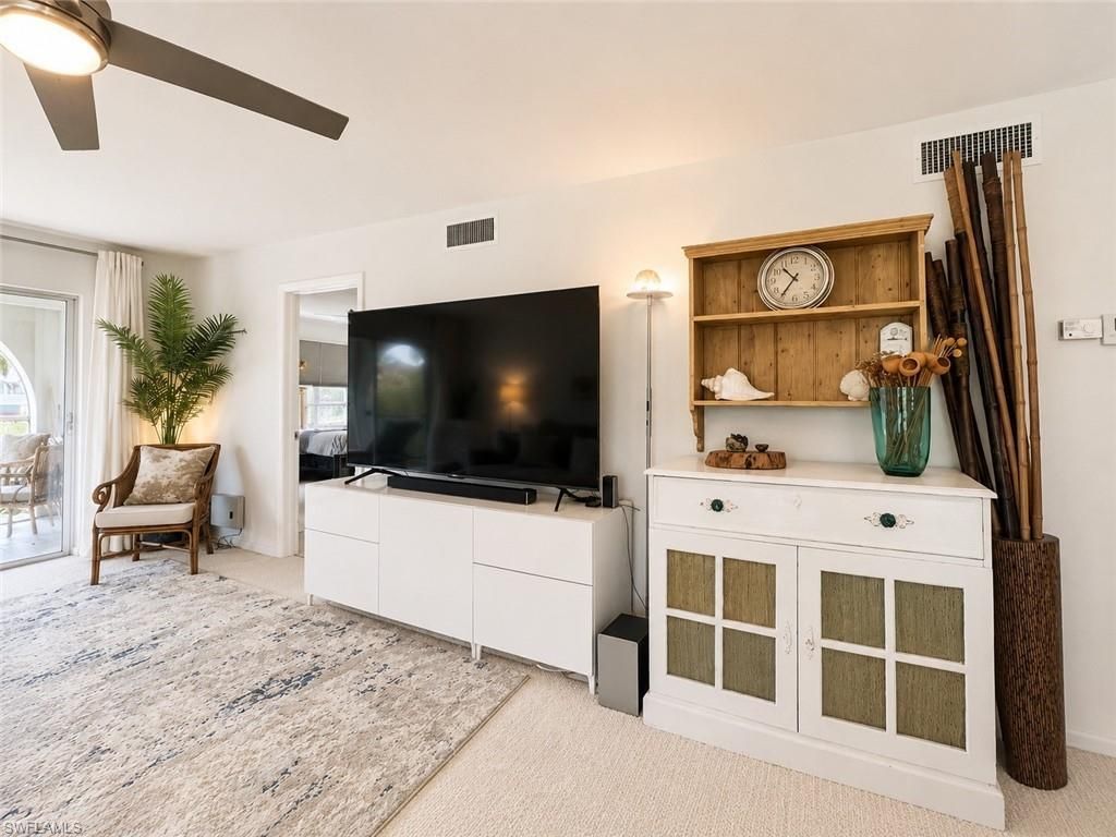 1056 Forest Lakes Dr, Unit A201, Naples, FL 34105 Photo