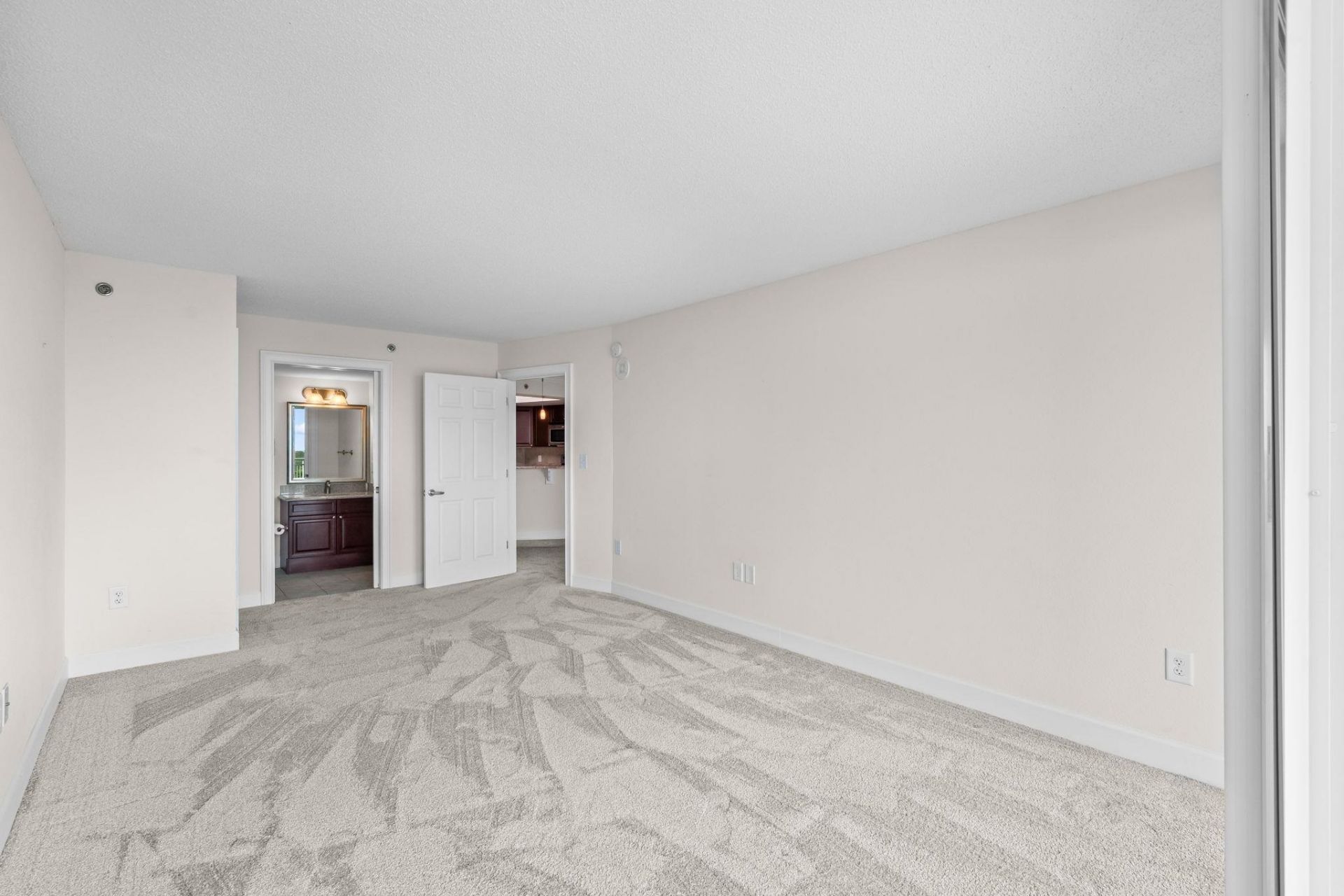 215 77th Ave. N  Photo 30