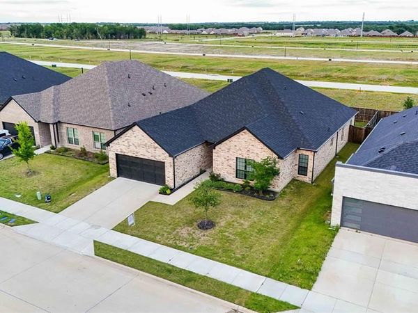 354 Rock Acre Drive, Lavon, TX 75166