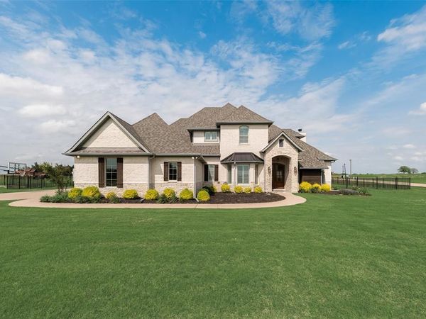 1570 Winding Creek Lane, Rockwall, TX 75032
