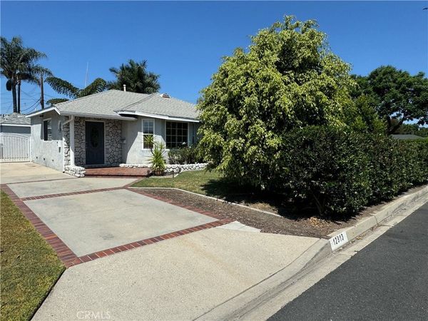 12913 Whitewood Avenue , Downey, CA 90242