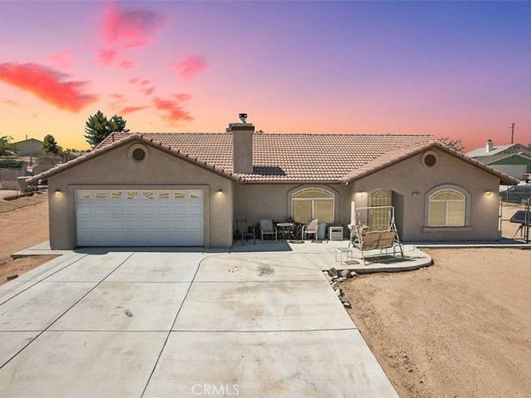 17831 Pitache Street , Hesperia, CA 92345