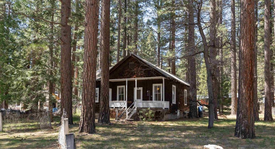 206 Main Street, Calpine, CA 96124 Photo