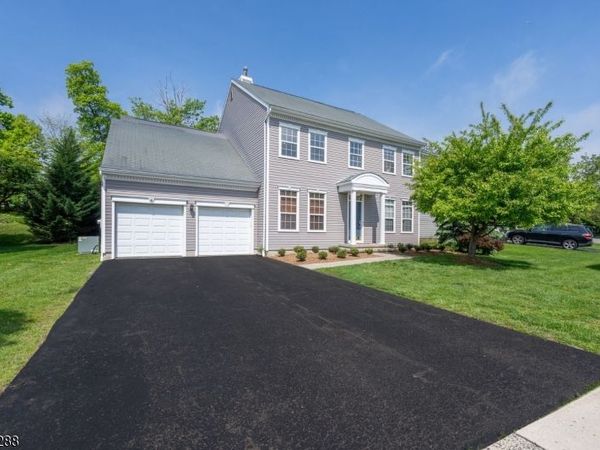 16 Landau Rd, Bernards, NJ 07920