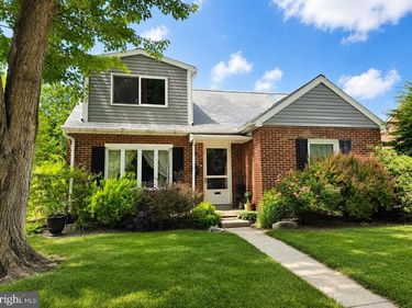 32 PENN AVENUE, EPHRATA, PA 17522