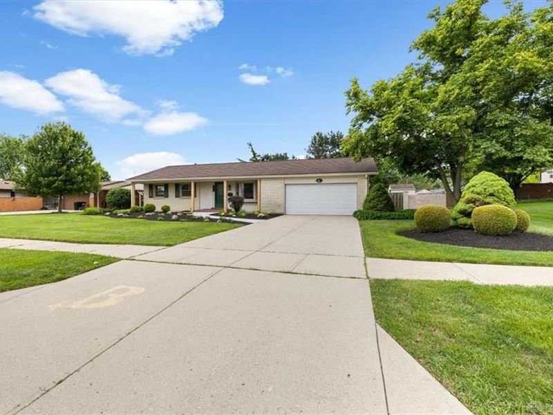 506 E Alkaline Springs Road, Vandalia, OH 45377 Photo 4