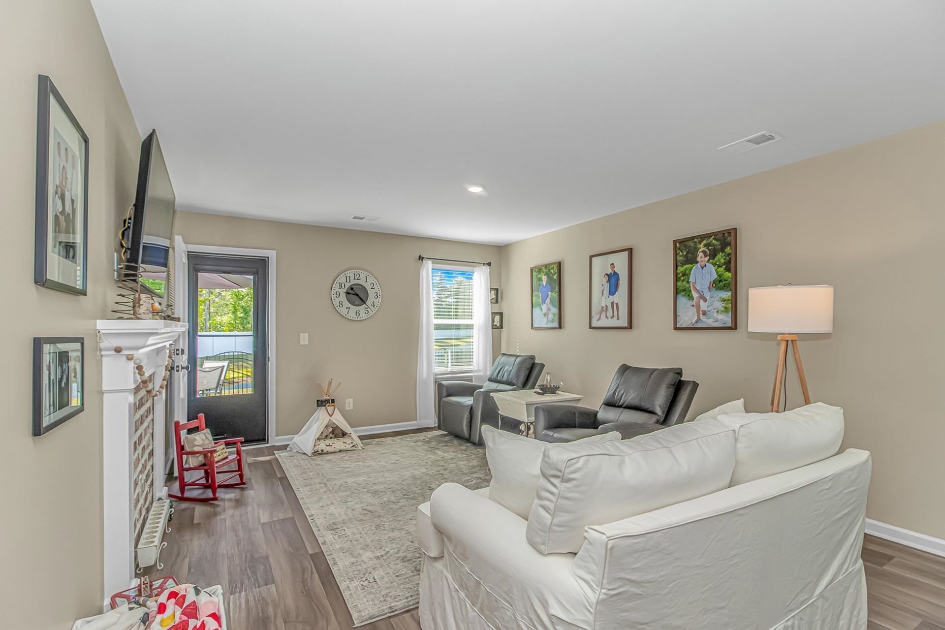 240 Birchwood Dr.  Photo 13