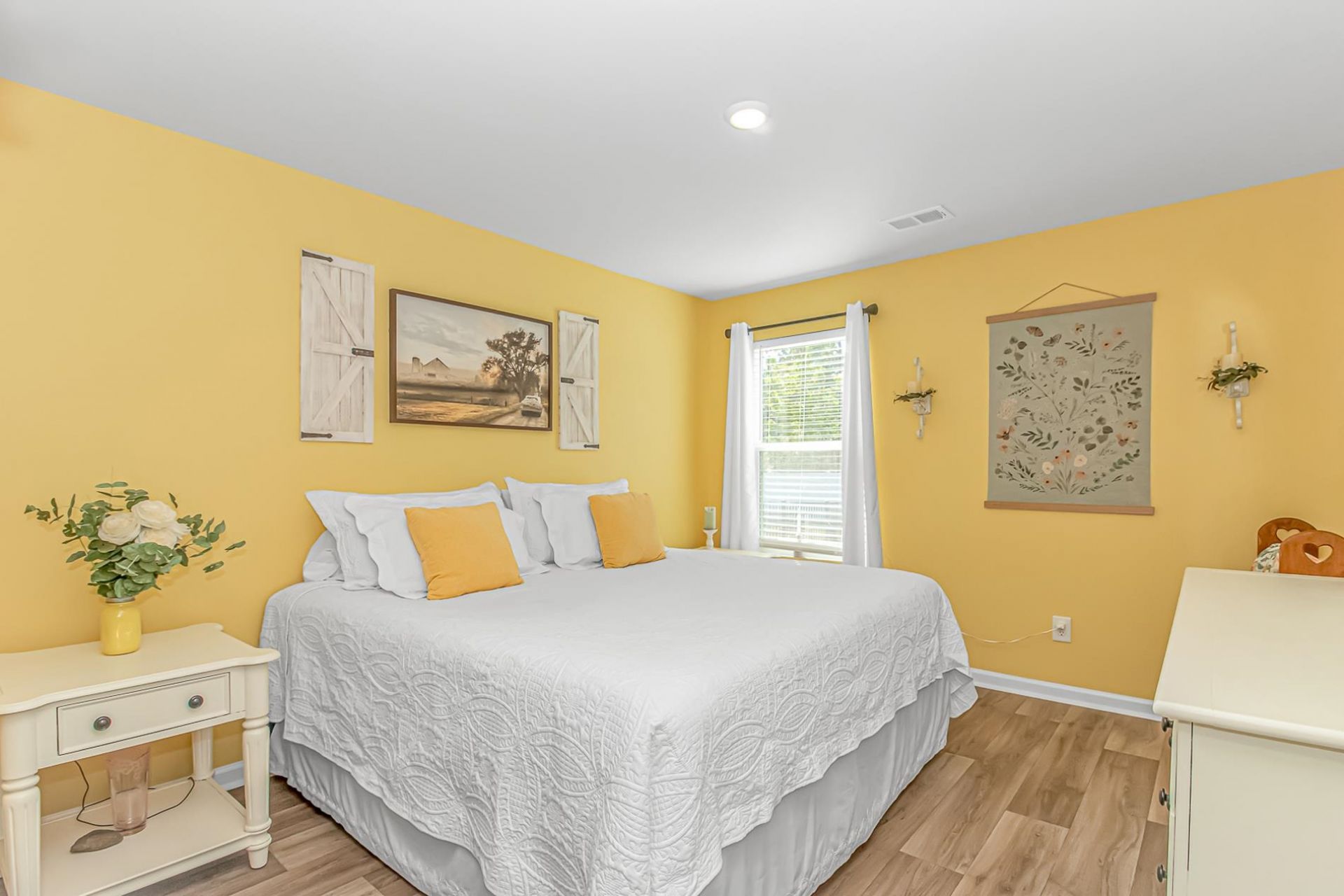 240 Birchwood Dr.  Photo 16