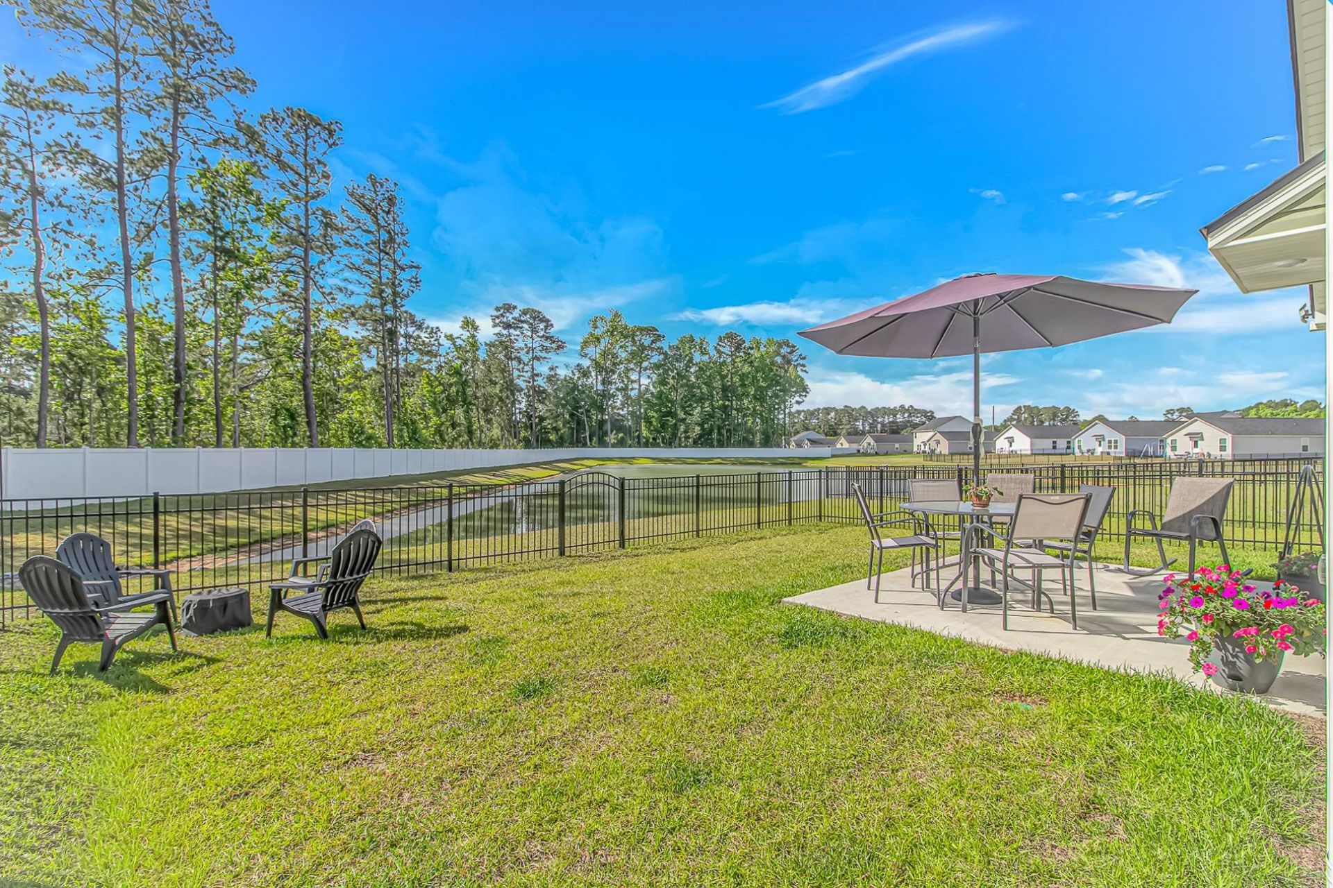 240 Birchwood Dr.  Photo 27