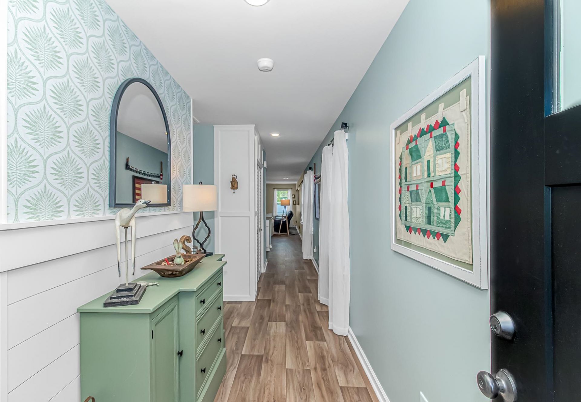 240 Birchwood Dr.  Photo 8