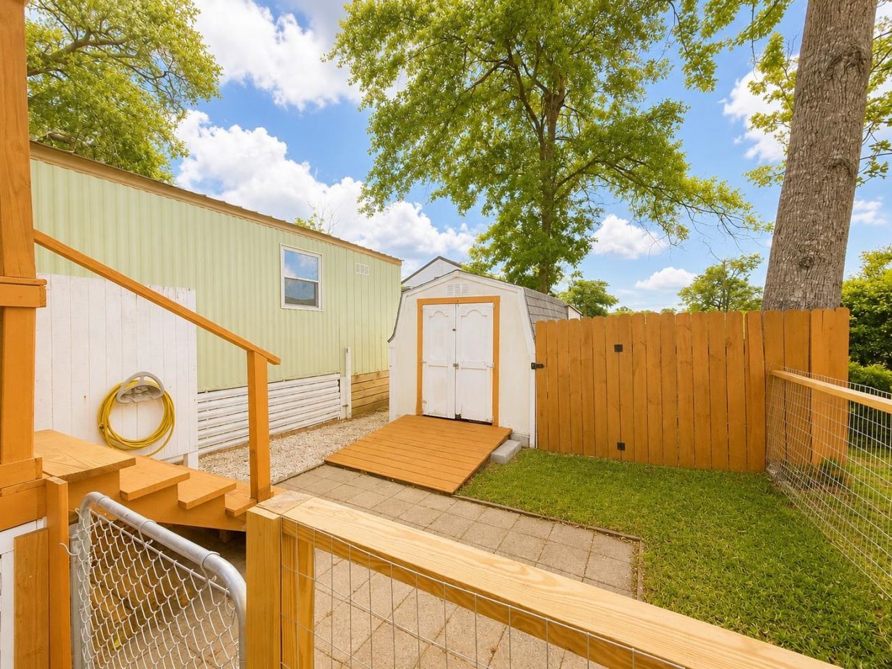 151 Crooked Island Circle  Photo 14