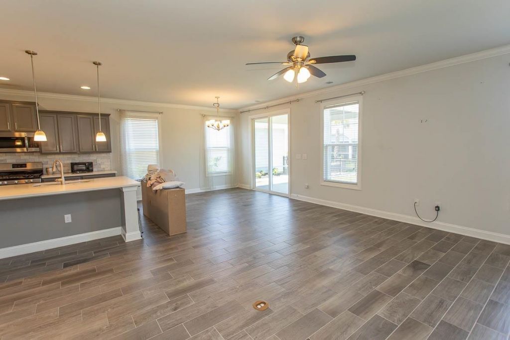 1594 Parish Way Photo 15