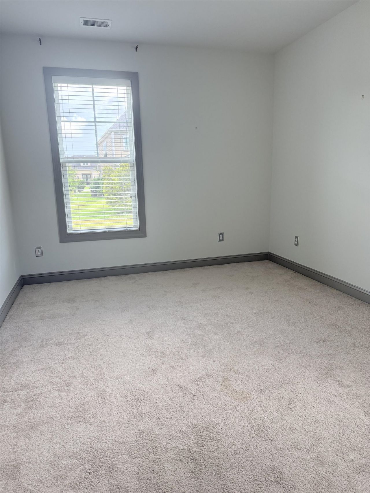 1594 Parish Way Photo 18