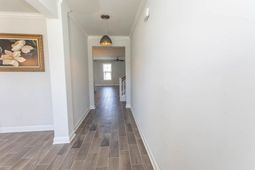 1594 Parish Way photo 4