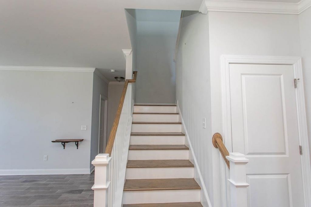1594 Parish Way Photo 24