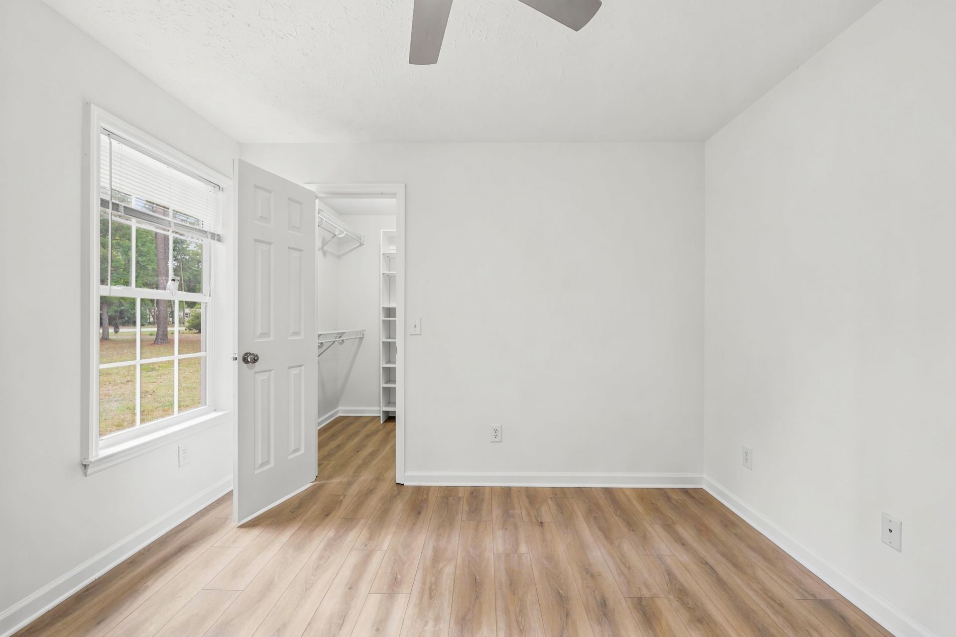 4621 Highway 905  Photo 25