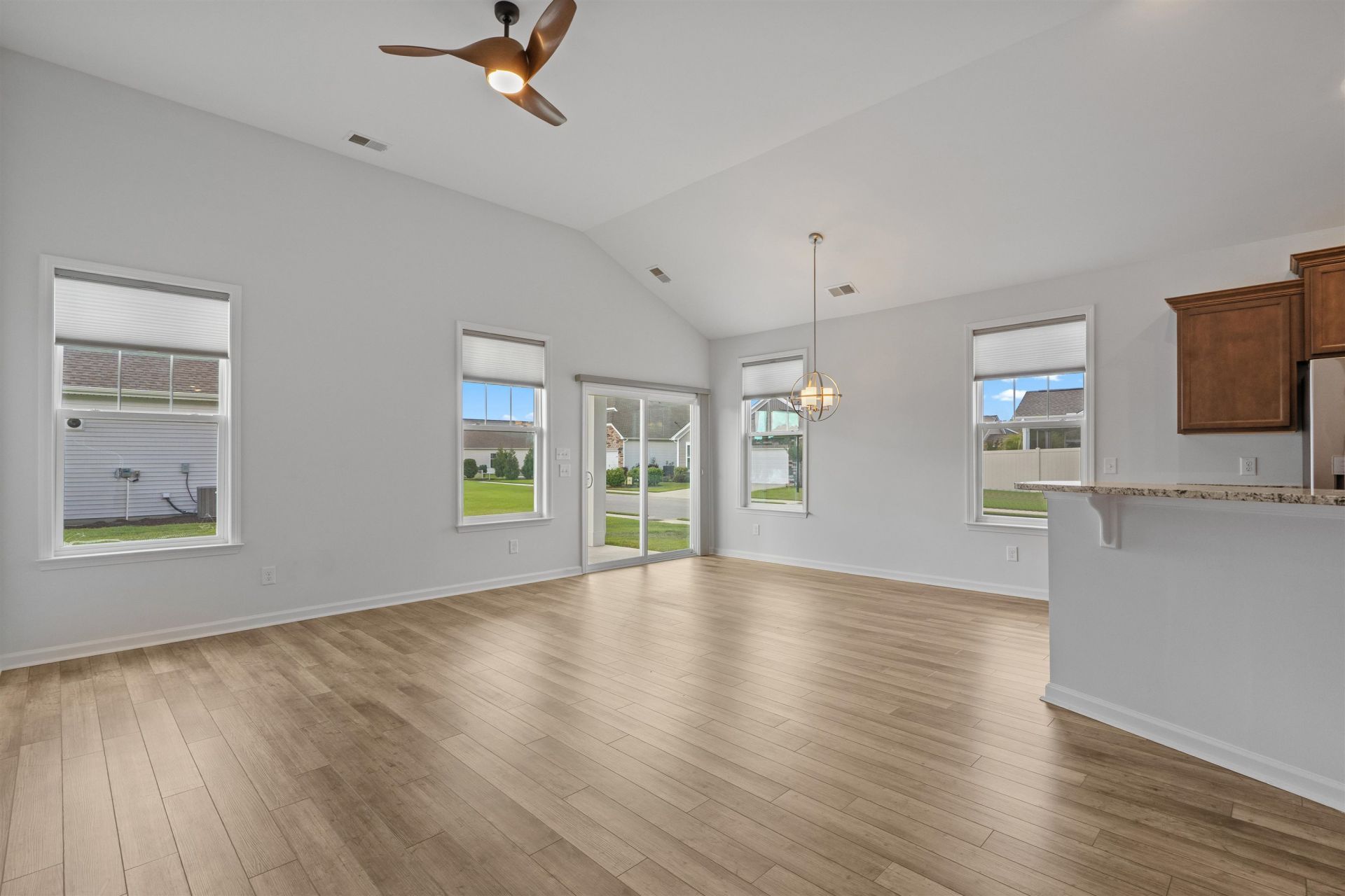 1225 Pyxie Moss Dr. Photo 10