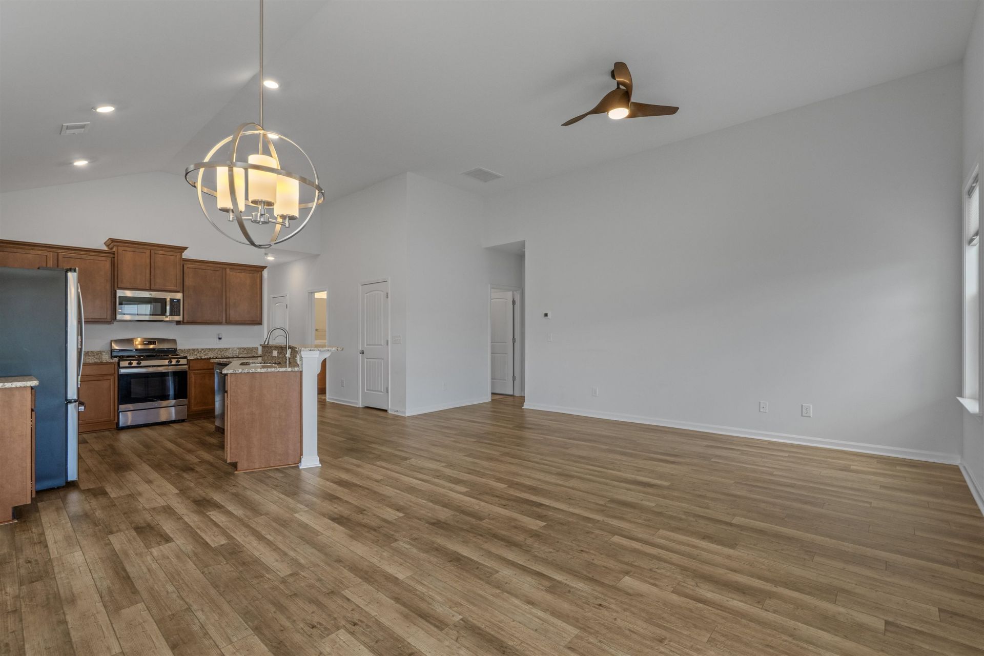 1225 Pyxie Moss Dr. Photo 17
