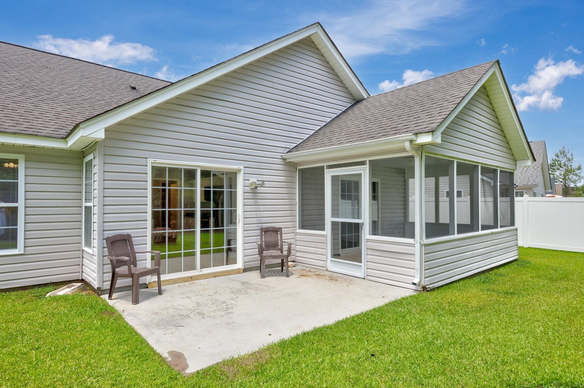 233 Bonnie Bridge Circle  Photo 25
