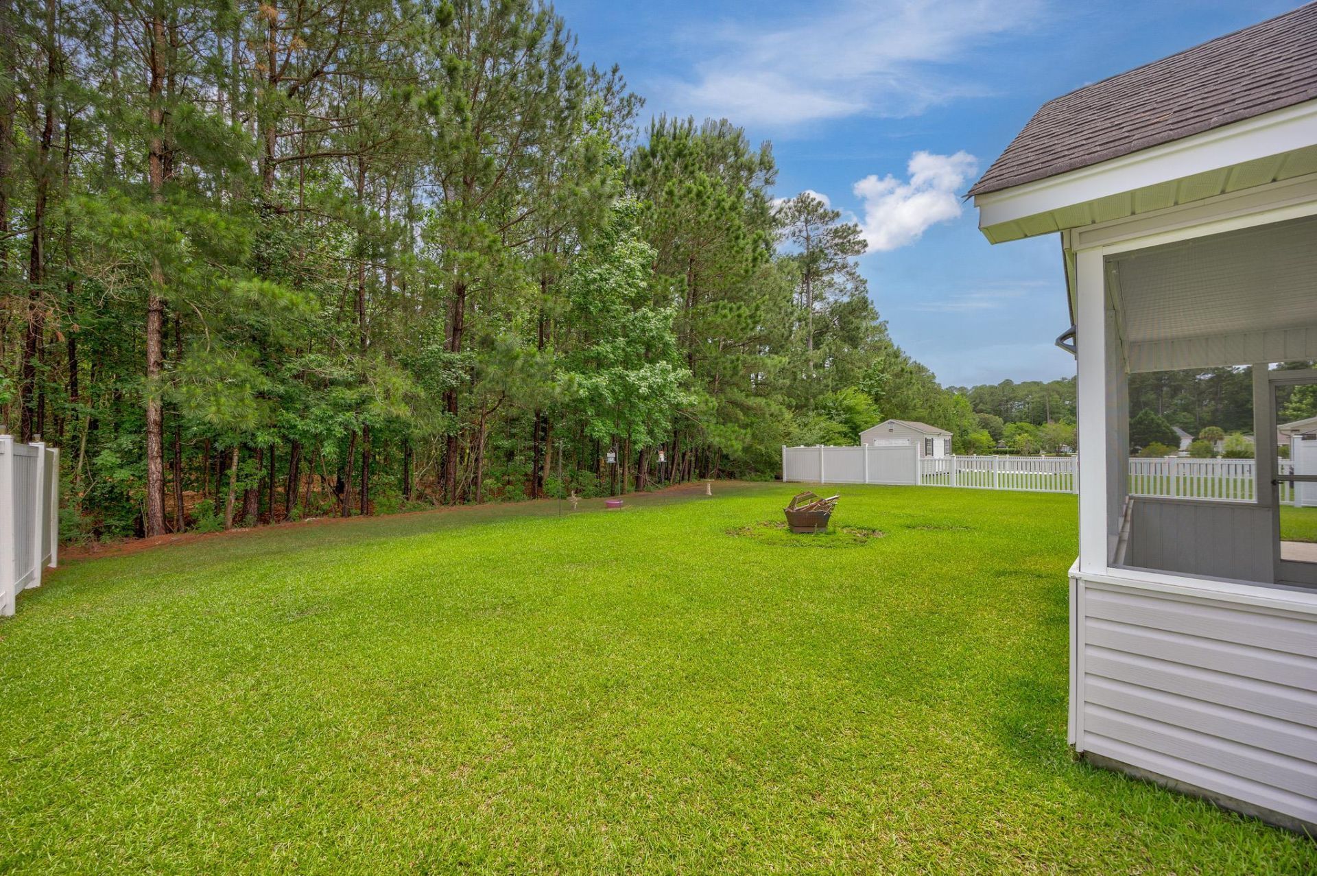 233 Bonnie Bridge Circle  Photo 27