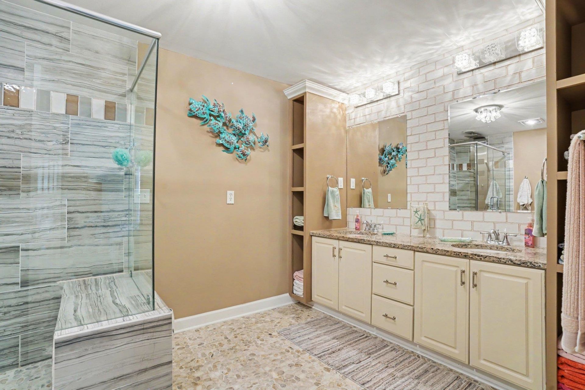 3866 Cow House Ct. Photo 10