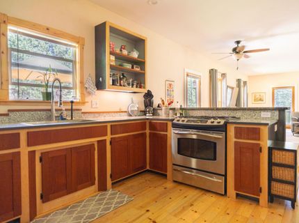 97 Main Street, Calpine, CA 96124 Photo