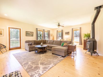 97 Main Street, Calpine, CA 96124 Photo