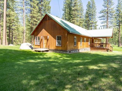 97 Main Street, Calpine, CA 96124 Photo