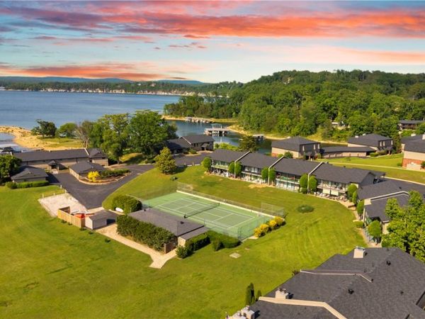 16841 Heritage Bay Road, Rogers, AR 72756