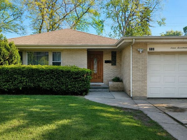717 Oakton Street , Park Ridge, IL 60068