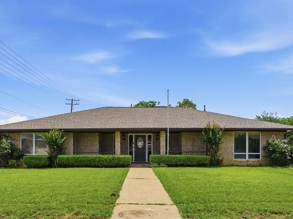 2608 Buckingham Drive, Denton, TX 76209