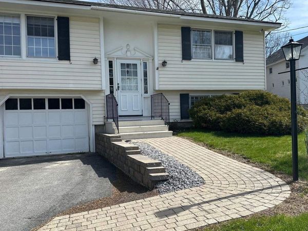 38 Parkside Road, New London, NH 03257