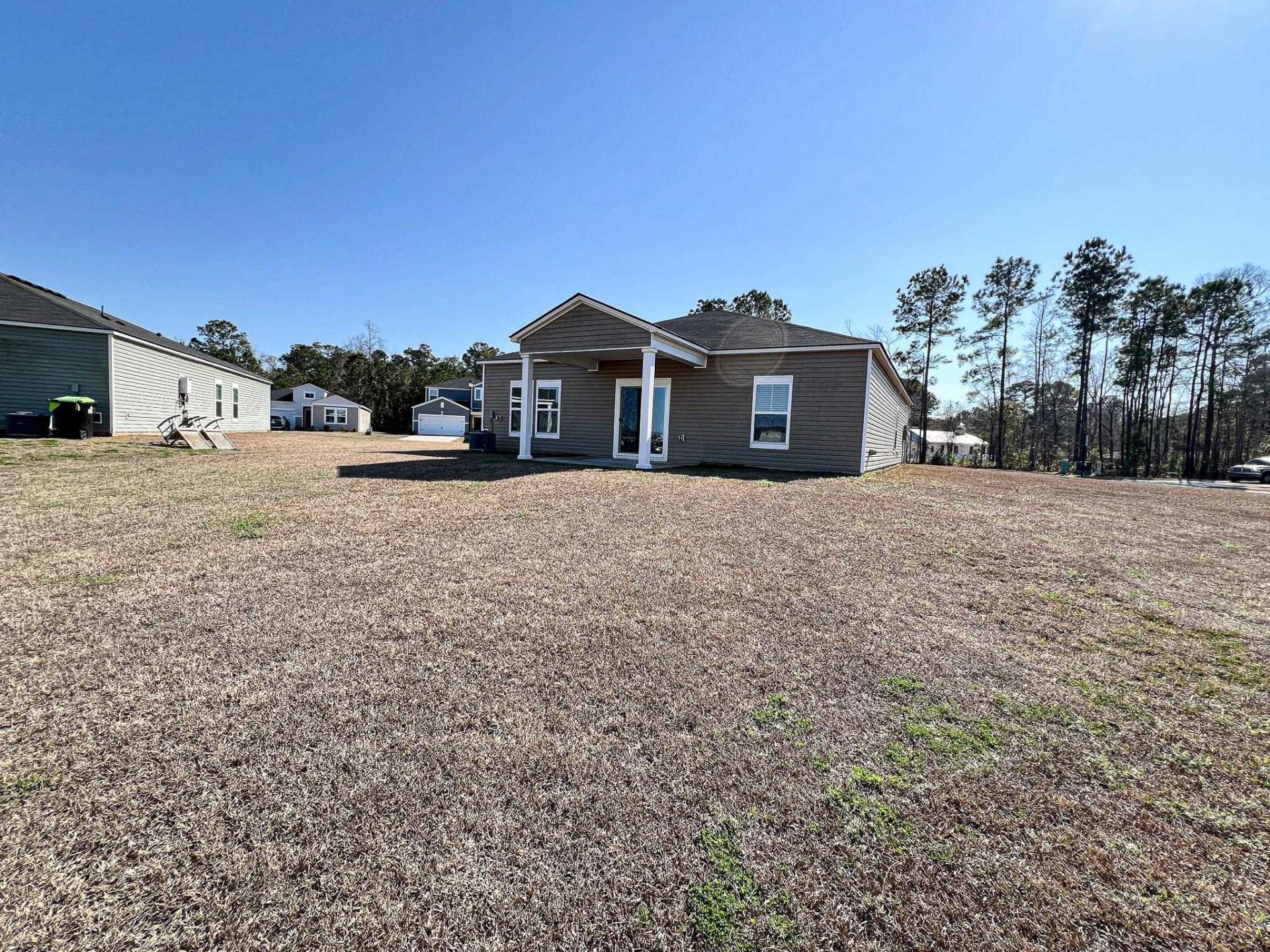 1109 Joywood Dr.  Photo 3