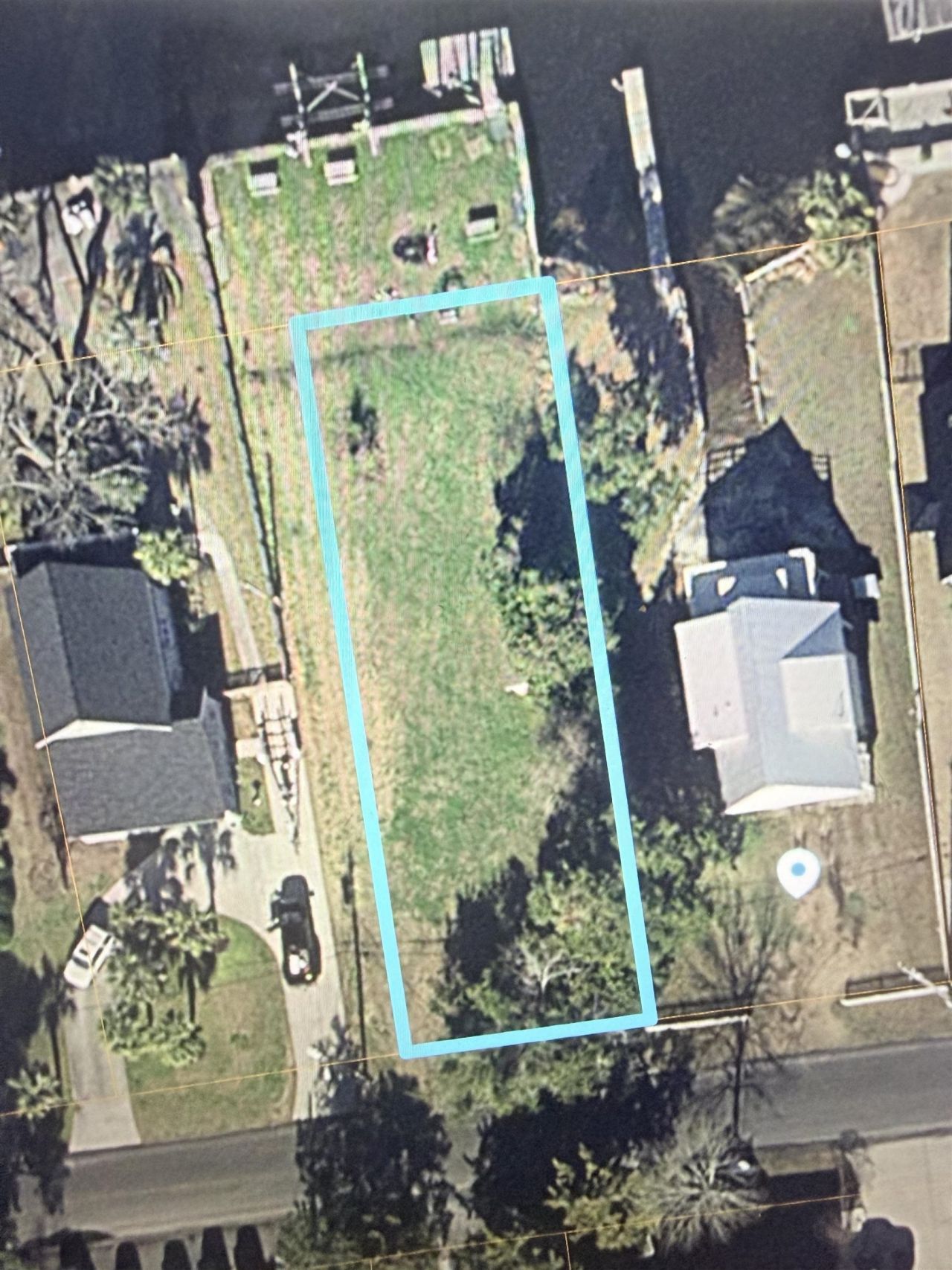 Waterway Dr.  Photo 1