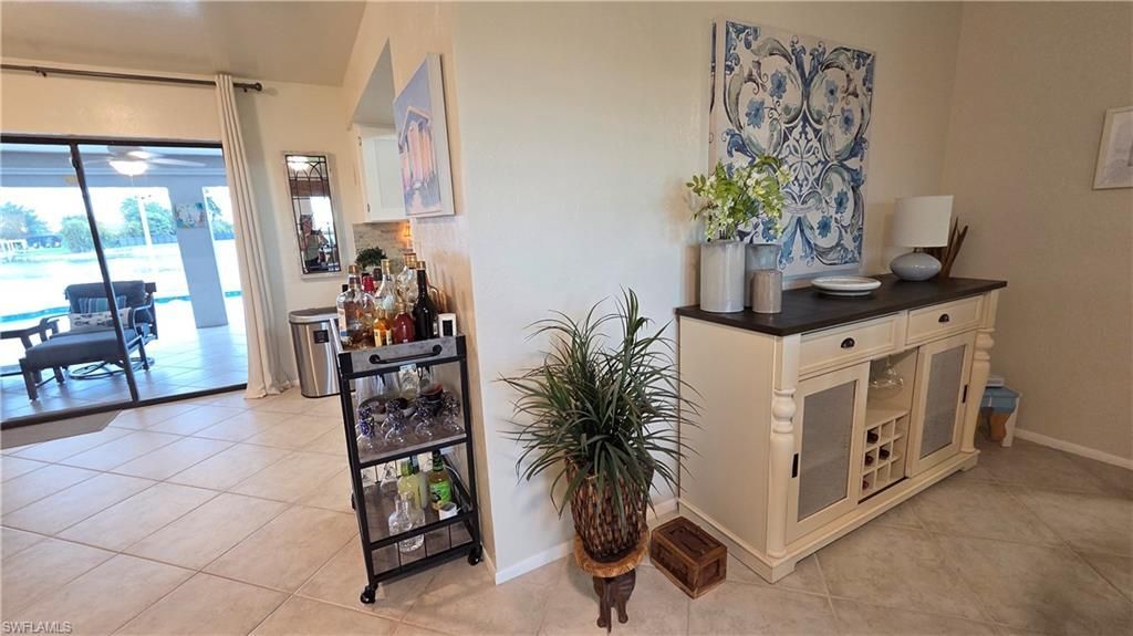 420 NE 9th St, Cape Coral, FL 33909 Photo