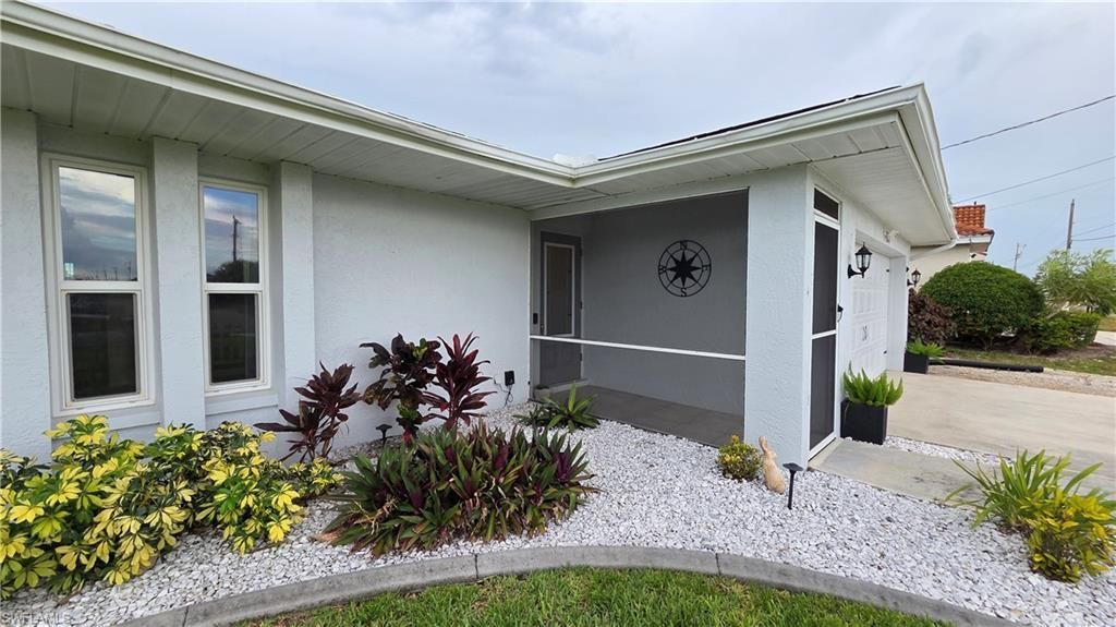 420 NE 9th St, Cape Coral, FL 33909 Photo