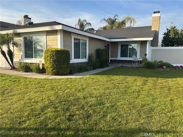 28362 Sycamore , Highland, CA 92346