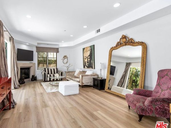 718 N Croft Avenue , Unit 103, Los Angeles, CA 90069