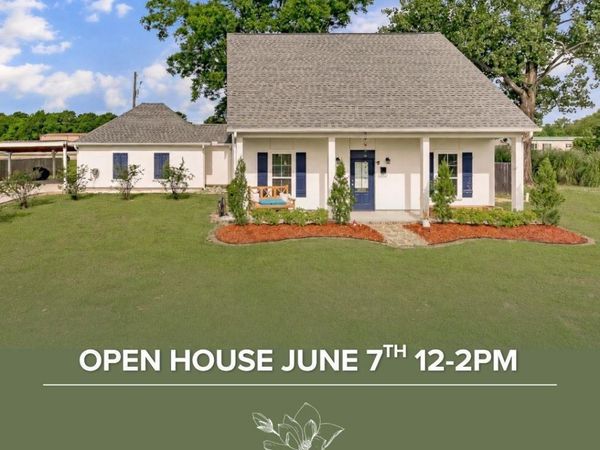 1502 Lamotte Ln, Port Allen, LA 70767