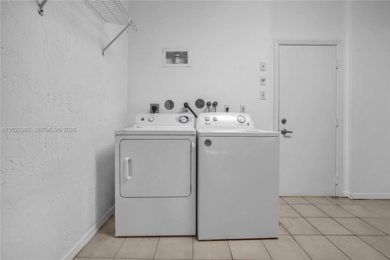3698 San Simeon Cir , Weston, FL 33331 Photo