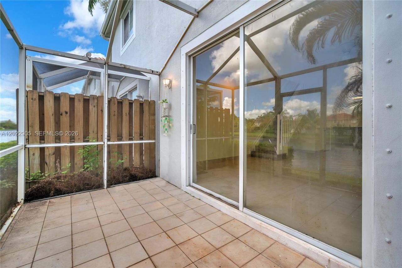 3698 San Simeon Cir , Weston, FL 33331 Photo