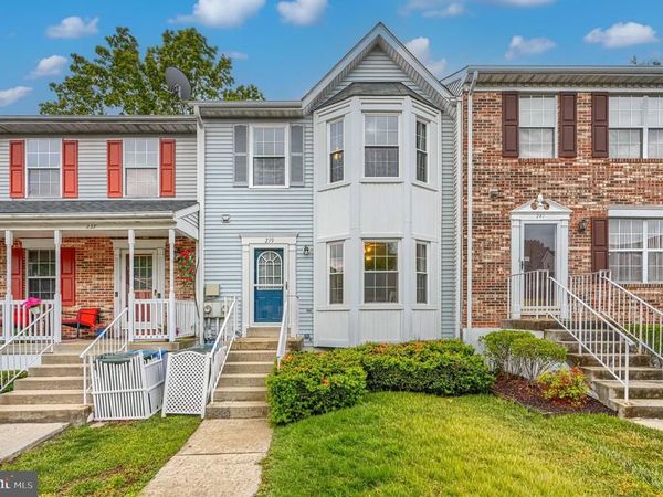 239 CHARLESTON COURT , LA PLATA, MD 20646