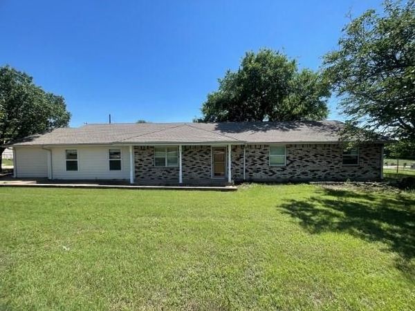 3010 Clearview Drive , Midlothian, TX 76065