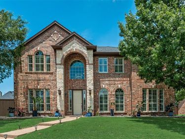 1066 Bayfield Drive, Frisco, TX 75033