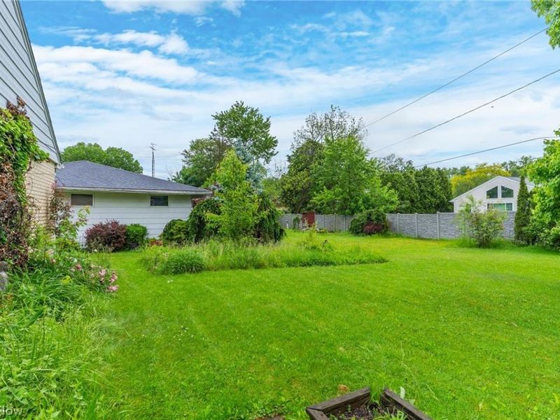 3130 Halsey Drive NE, Warren, OH 44483 Photo 39