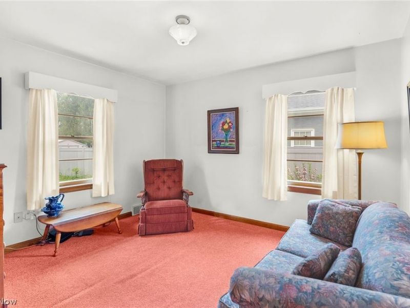 3130 Halsey Drive NE, Warren, OH 44483 Photo 9