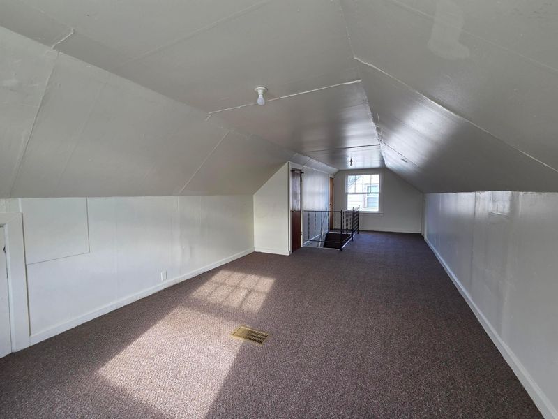 2569 Lexington Avenue , Columbus, OH 43211 Photo 12