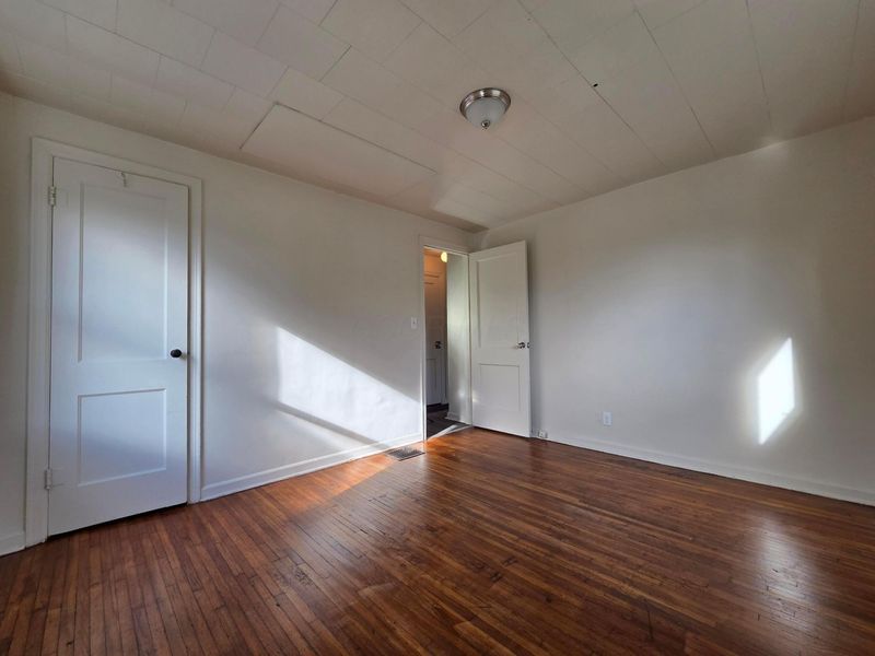 2569 Lexington Avenue , Columbus, OH 43211 Photo 16